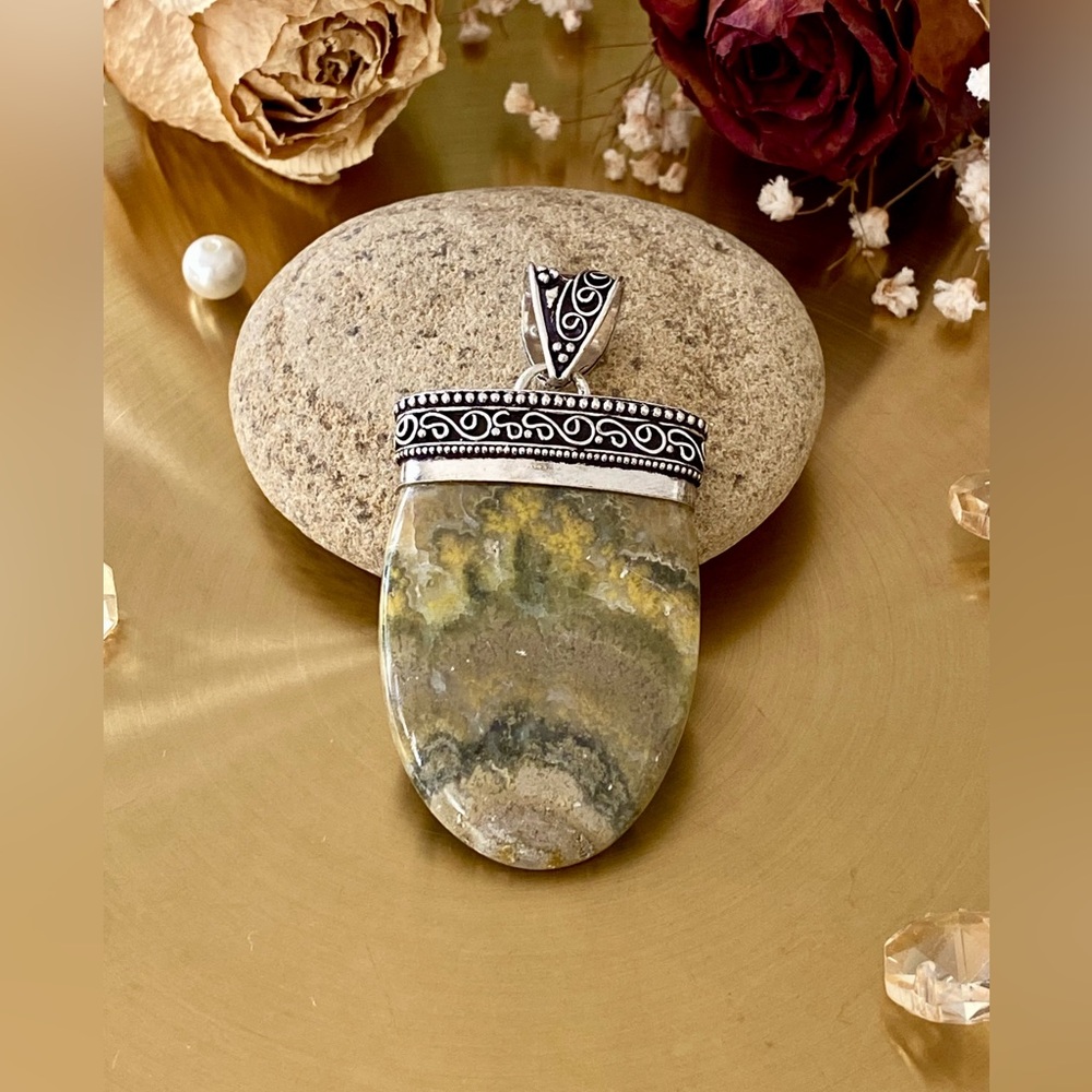 Large Bumblebee Jasper Antique Style Pendant